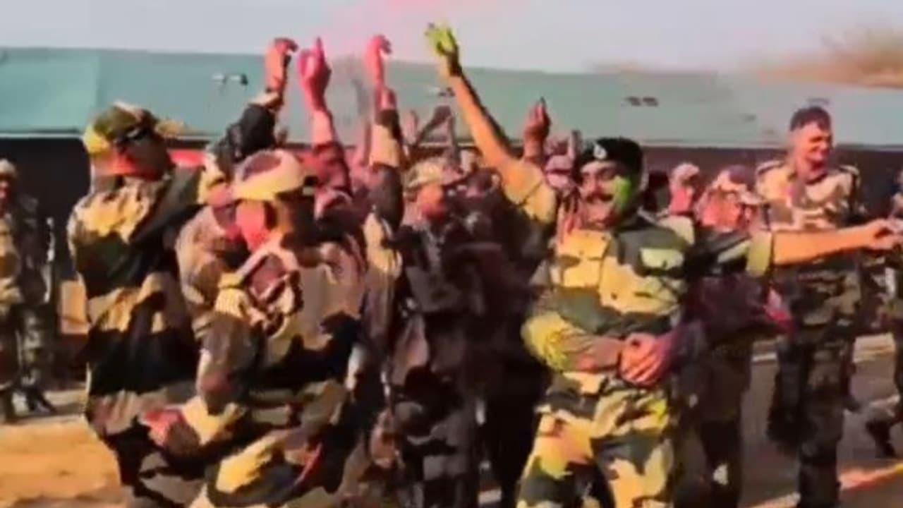 Holi 2025 Celebration on India Pakistan Border Jaisalmer Holi 2025 Celebration on India Pakistan Border Jaisalmer