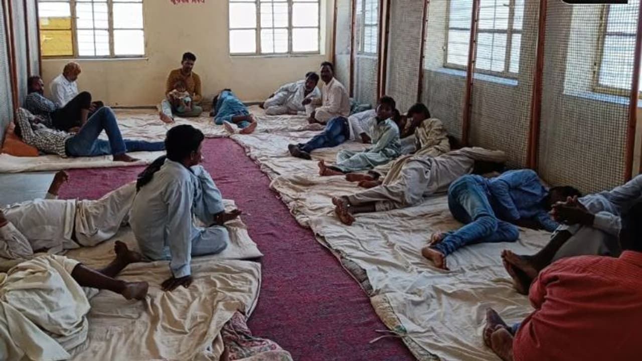 Pakistani Hindu Refugees Pakistani Hindu Refugees