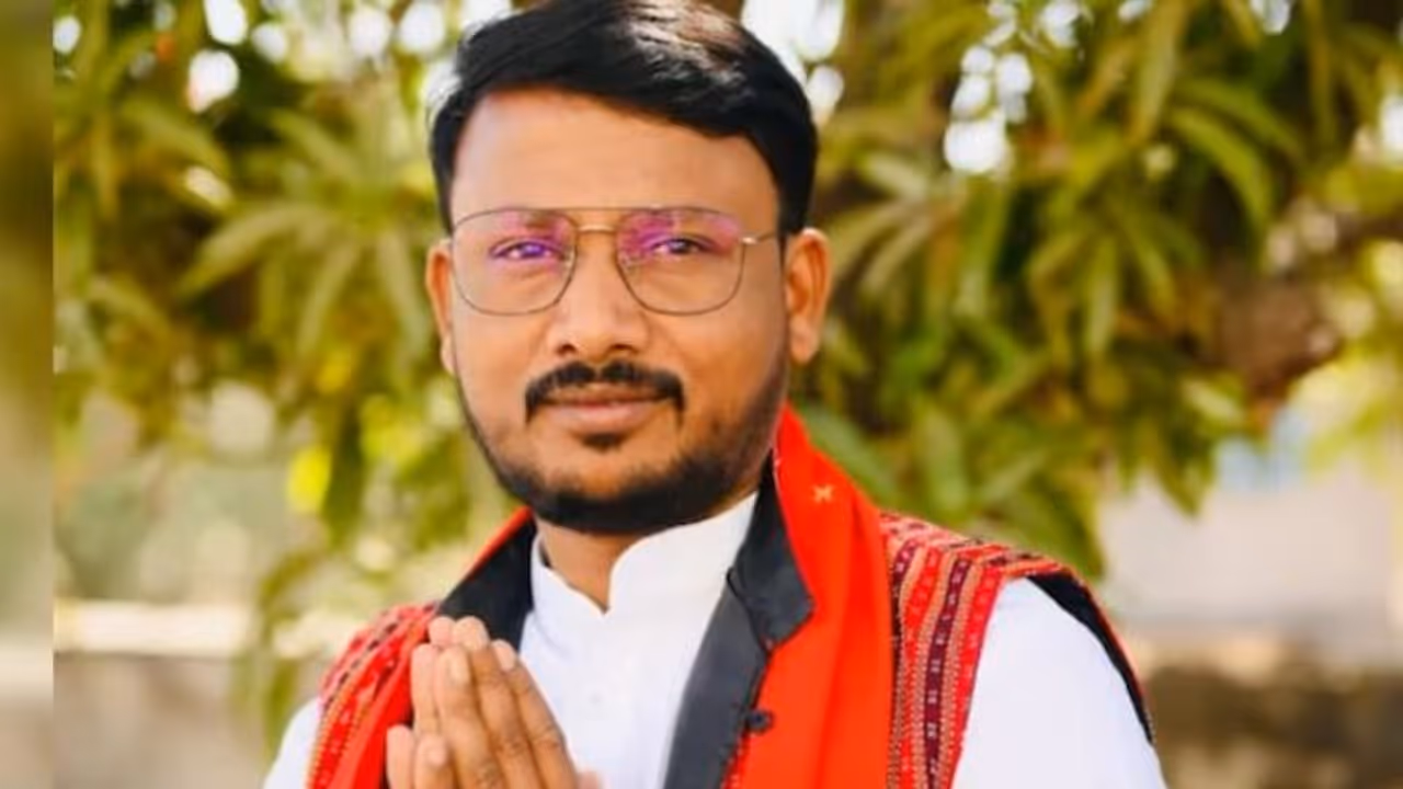 MLA Jaykrishna Patel arrested in bribery case MLA Jaykrishna Patel arrested in bribery case