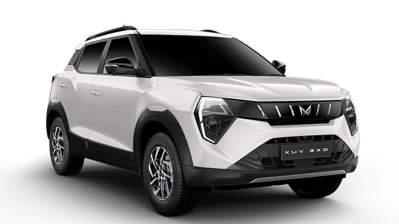 Mahindra XUV 3XO REVX 