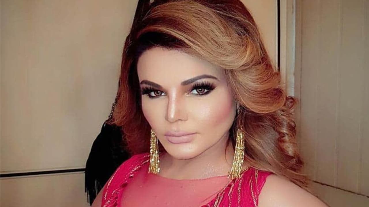 rakhi sawant gets 1 day relief from arrest in obscene video circulation case as per reports KPJ rakhi sawant gets 1 day relief from arrest in obscene video circulation case as per reports KPJ