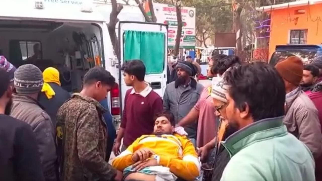 police informer shot in siwan police informer shot in siwan