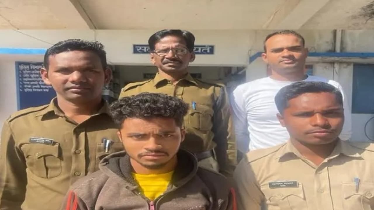 bilaspur crime news Grandson mourning on death of his grandfather was killed bilaspur crime news Grandson mourning on death of his grandfather was killed