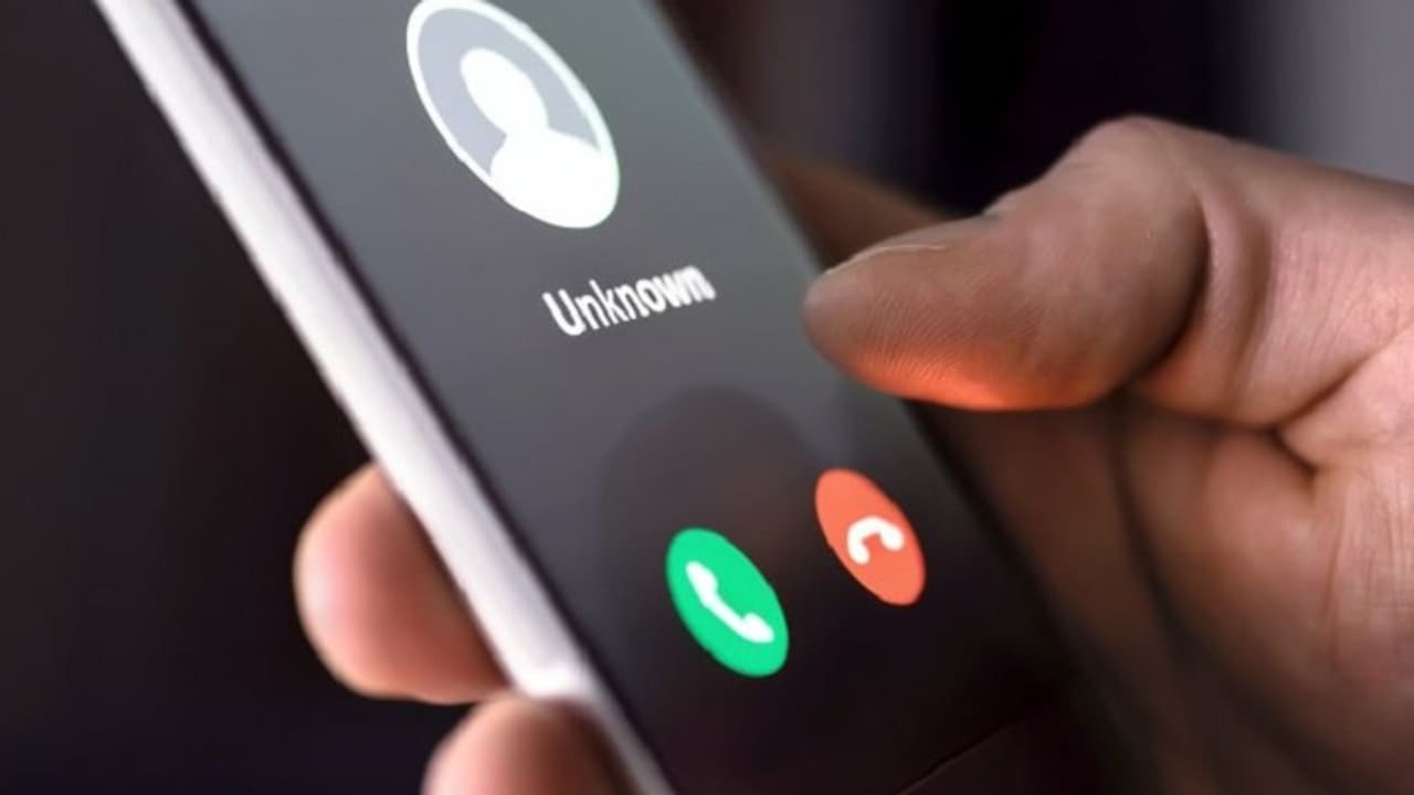 palghar news auto rickshaw driver presumed dead by his family and buried has been found alive