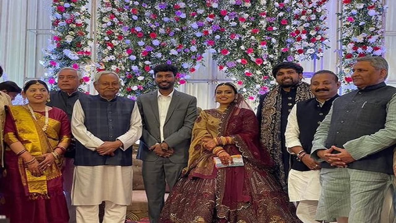 bahubali former mp anand mohan s daughter surabhi wedding ceremoney bahubali former mp anand mohan s daughter surabhi wedding ceremoney