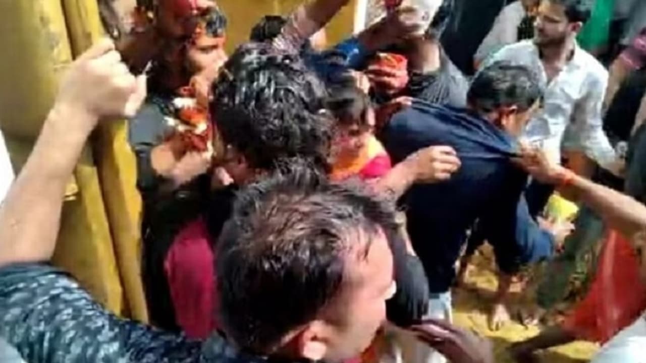 Stampede in Baba Brahmeshwar Dham Stampede in Baba Brahmeshwar Dham