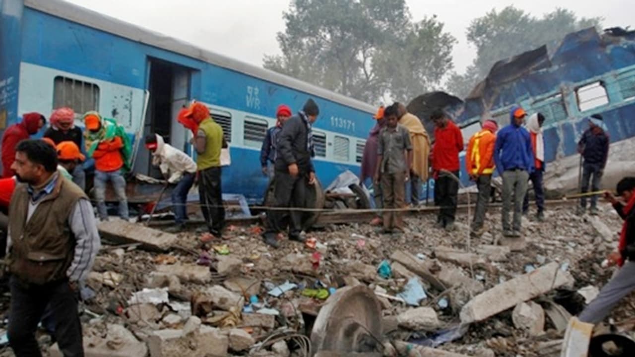 Blast Photo Blast Photo