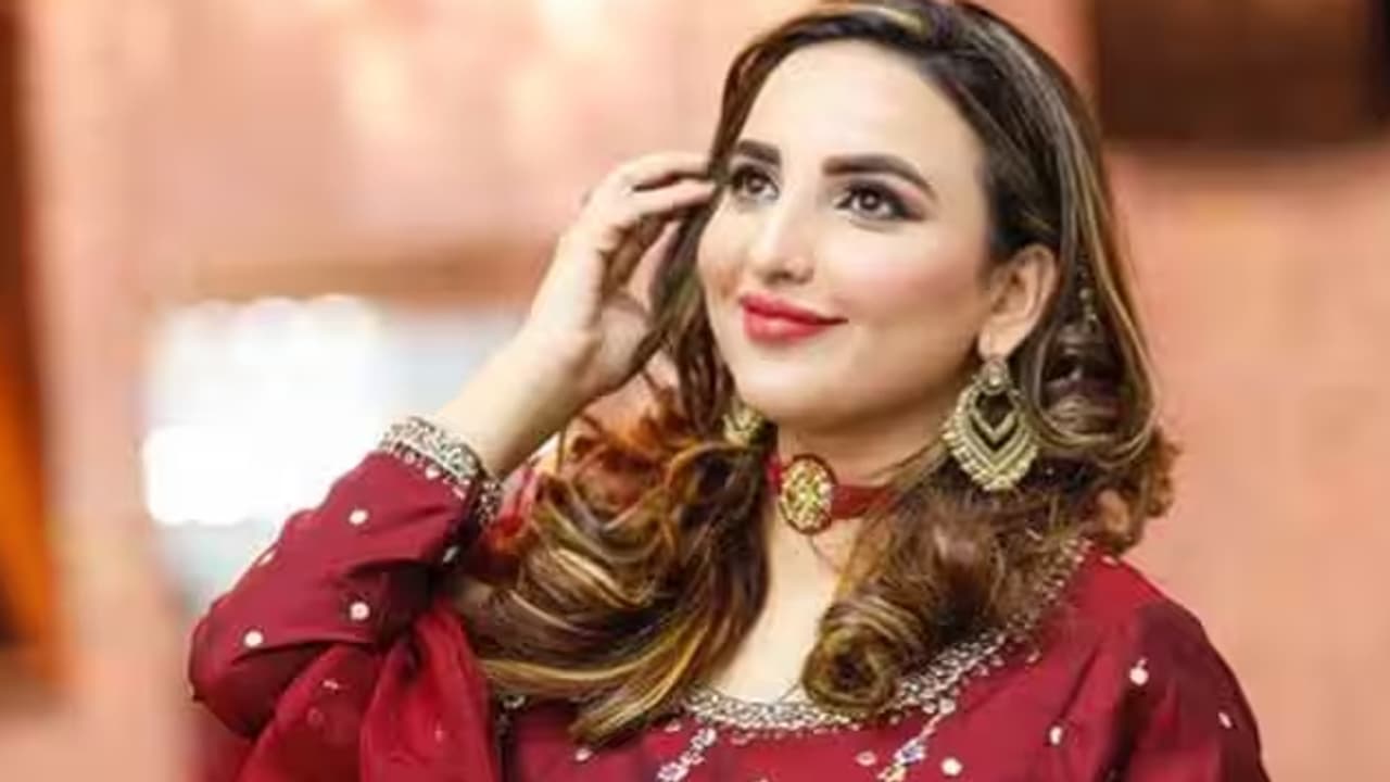 Hareem shah Hareem shah