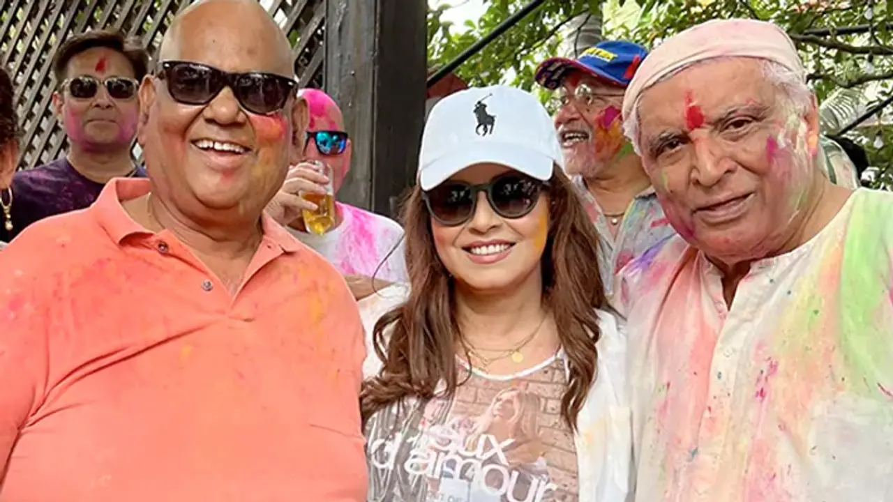 satish kaushik last tweet was from javed akhtar holi party actor passed away at the age of 66 KPJ