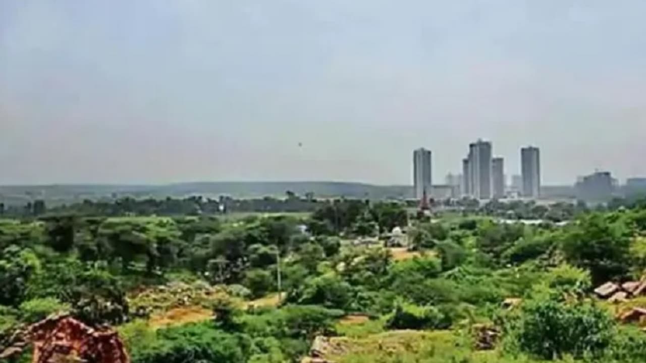 gurgram news, haryana shehri vikas pradhikaran plots scam, paying just Rs 600 got plot worth of crores gurgram news, haryana shehri vikas pradhikaran plots scam, paying just Rs 600 got plot worth of crores