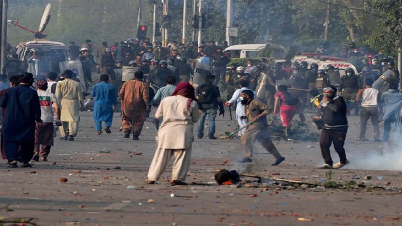 pakistan riot imran khan arrest