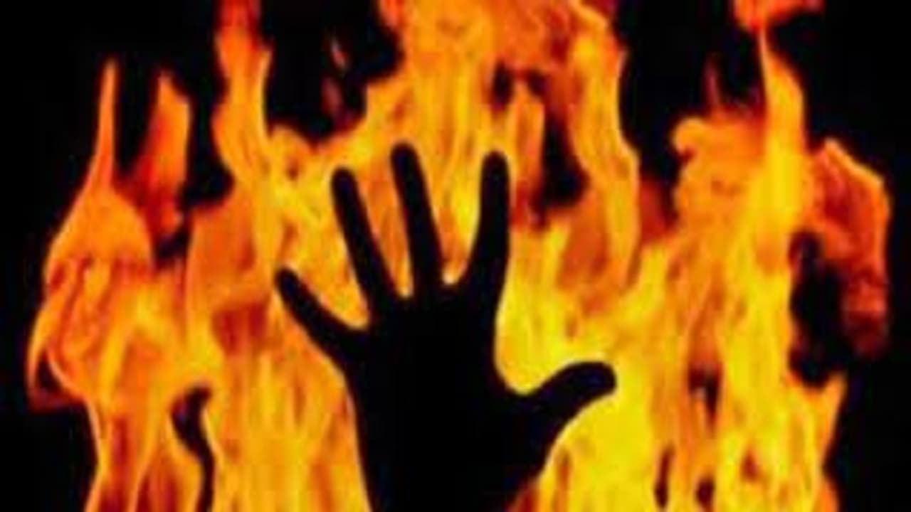 Nawada news, pregnant minor burnt alive after denial of abortion gir