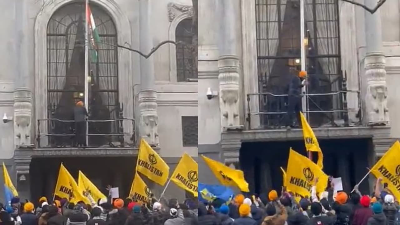 Khalistani supporters pull down Tricolour