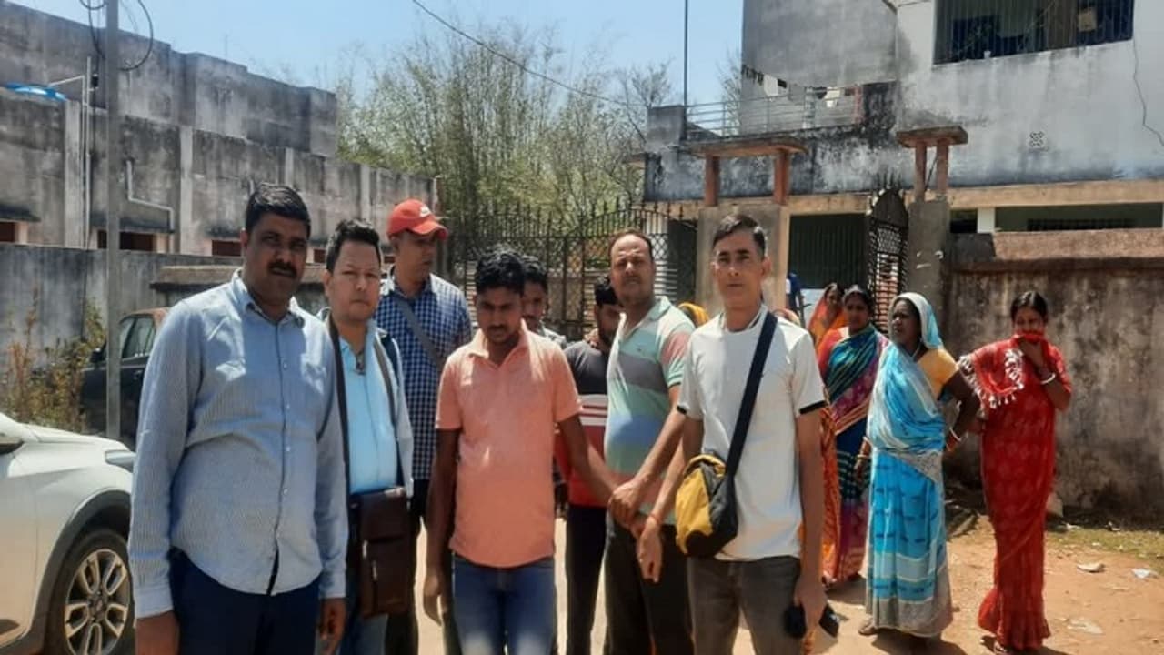 jamtara news 4 cyber thugs arrested for cheating chief justice of calcutta high court jamtara news 4 cyber thugs arrested for cheating chief justice of calcutta high court