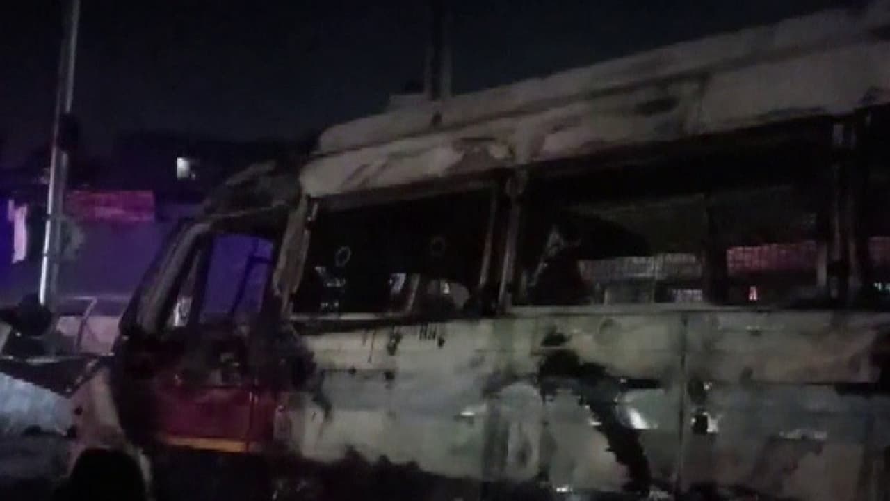 Clash broke out in Maharashtra Clash broke out in Maharashtra