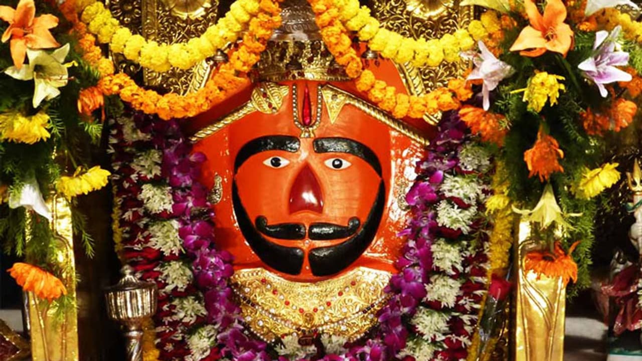 hanuman jayanti 2023 story of salasar balaji temple beard and mustache hanuman ji in churu sujangarh kpr hanuman jayanti 2023 story of salasar balaji temple beard and mustache hanuman ji in churu sujangarh kpr