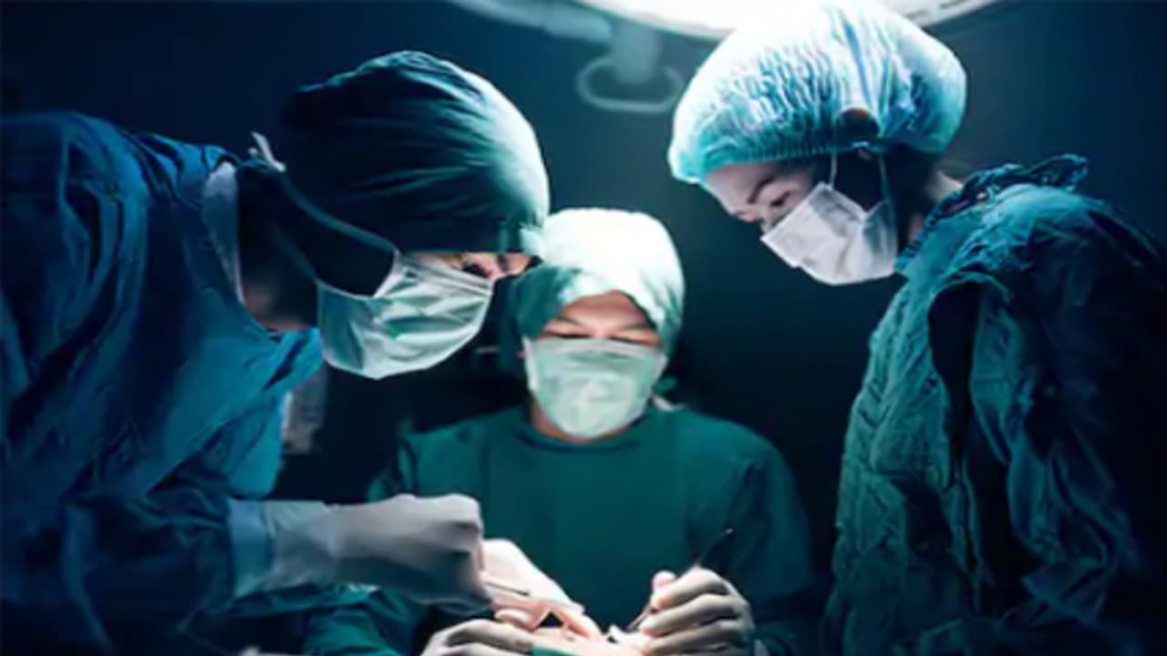 boy with a gap in face undergoes 18 hours reconstructive surgery in Faridabad boy with a gap in face undergoes 18 hours reconstructive surgery in Faridabad