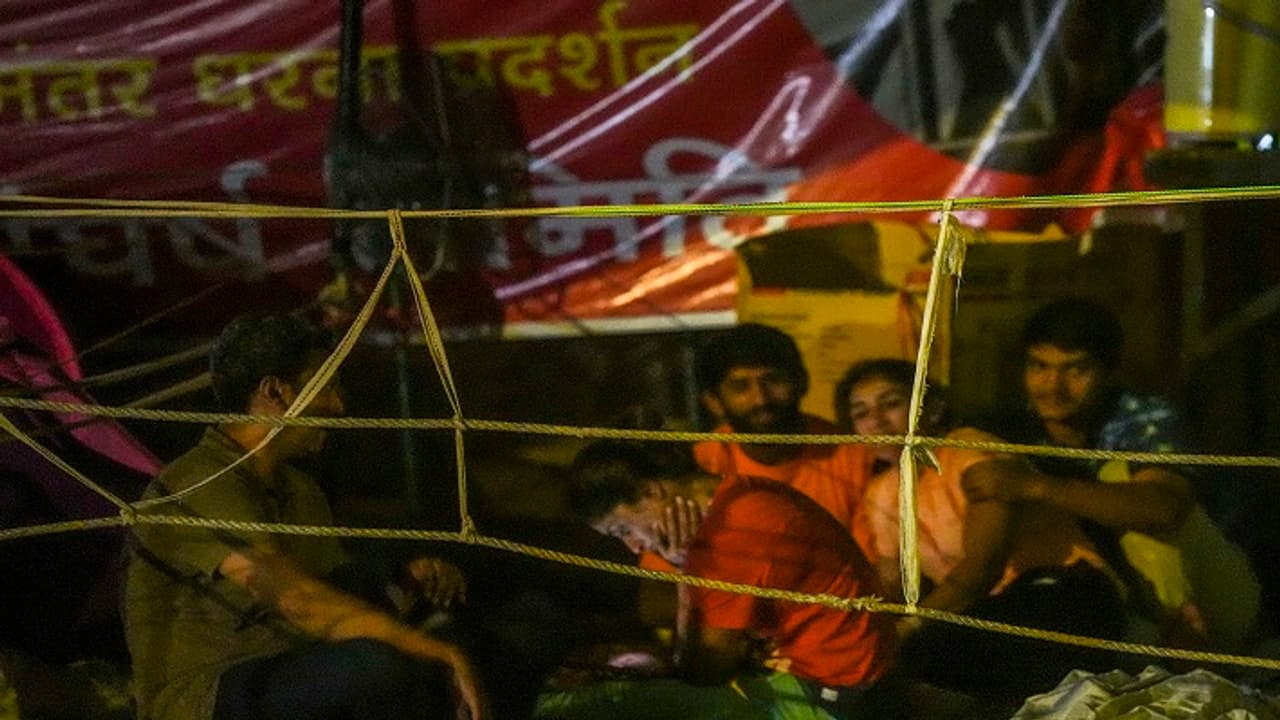 Wrestlers protest Wrestlers protest