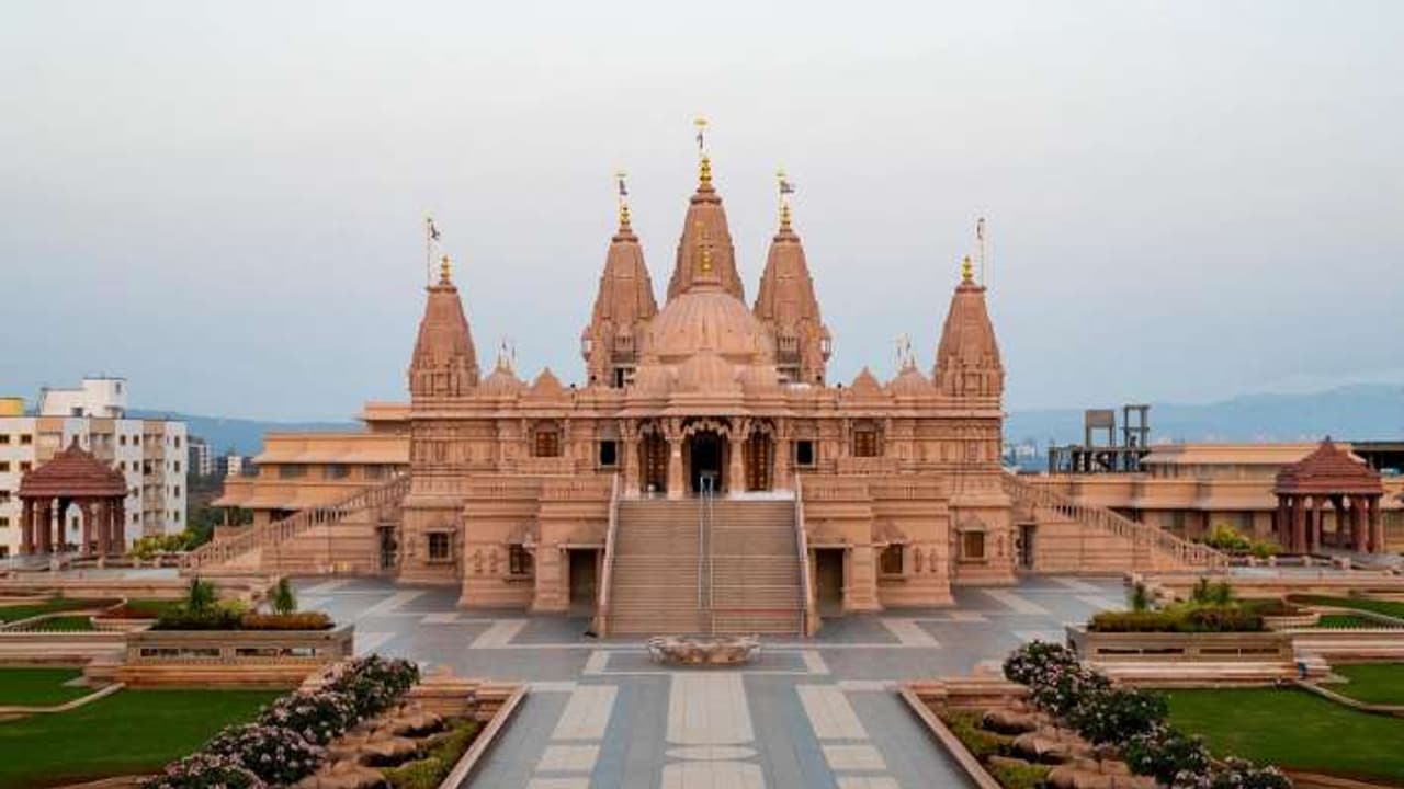 BAPS Shri Swaminarayan Mandir BAPS Shri Swaminarayan Mandir