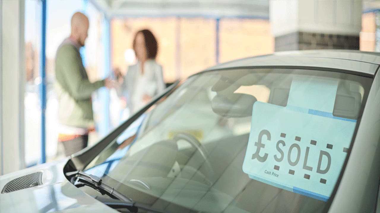 right time to sell old car