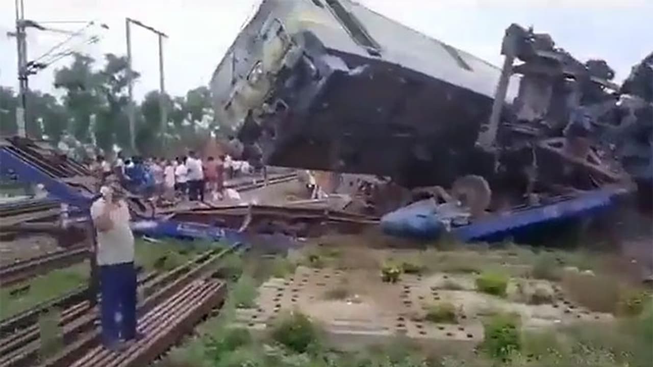 BENGAL TRAIN ACIDENT