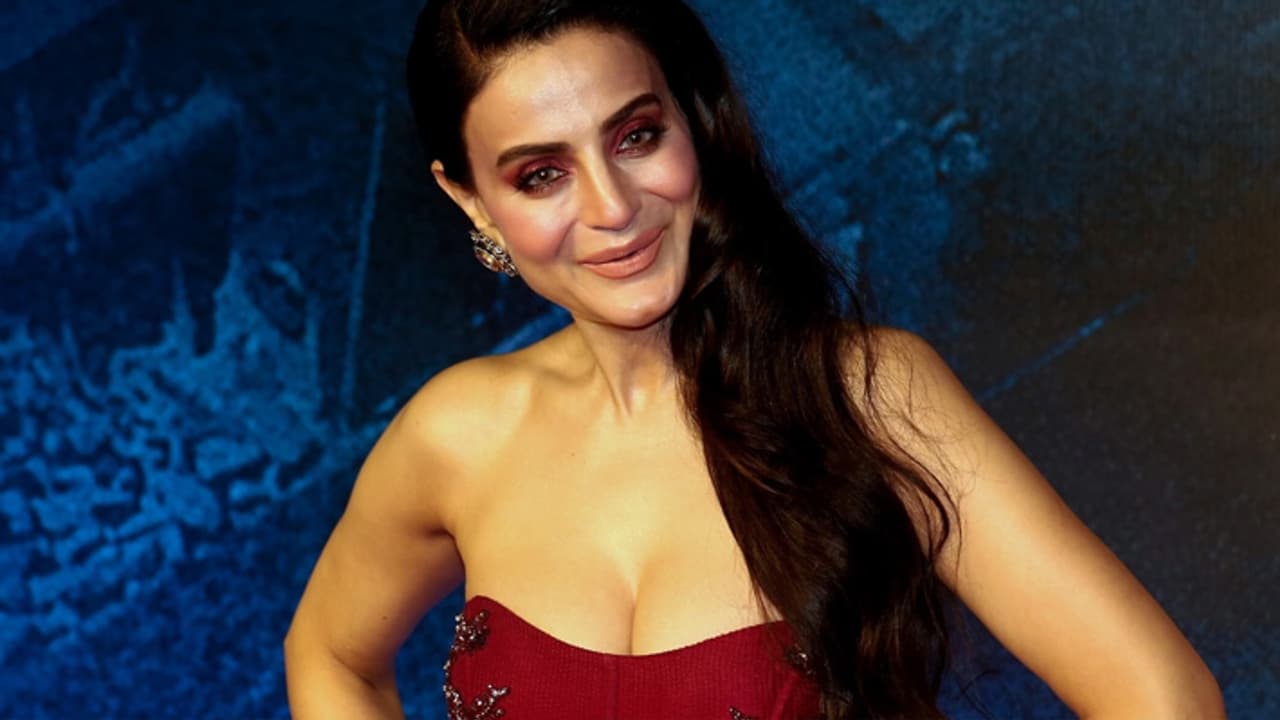 Ameesha Patel Summoned By IMPAA, Indian Motion Picture producers Association Ameesha Patel Summoned By IMPAA, Indian Motion Picture producers Association