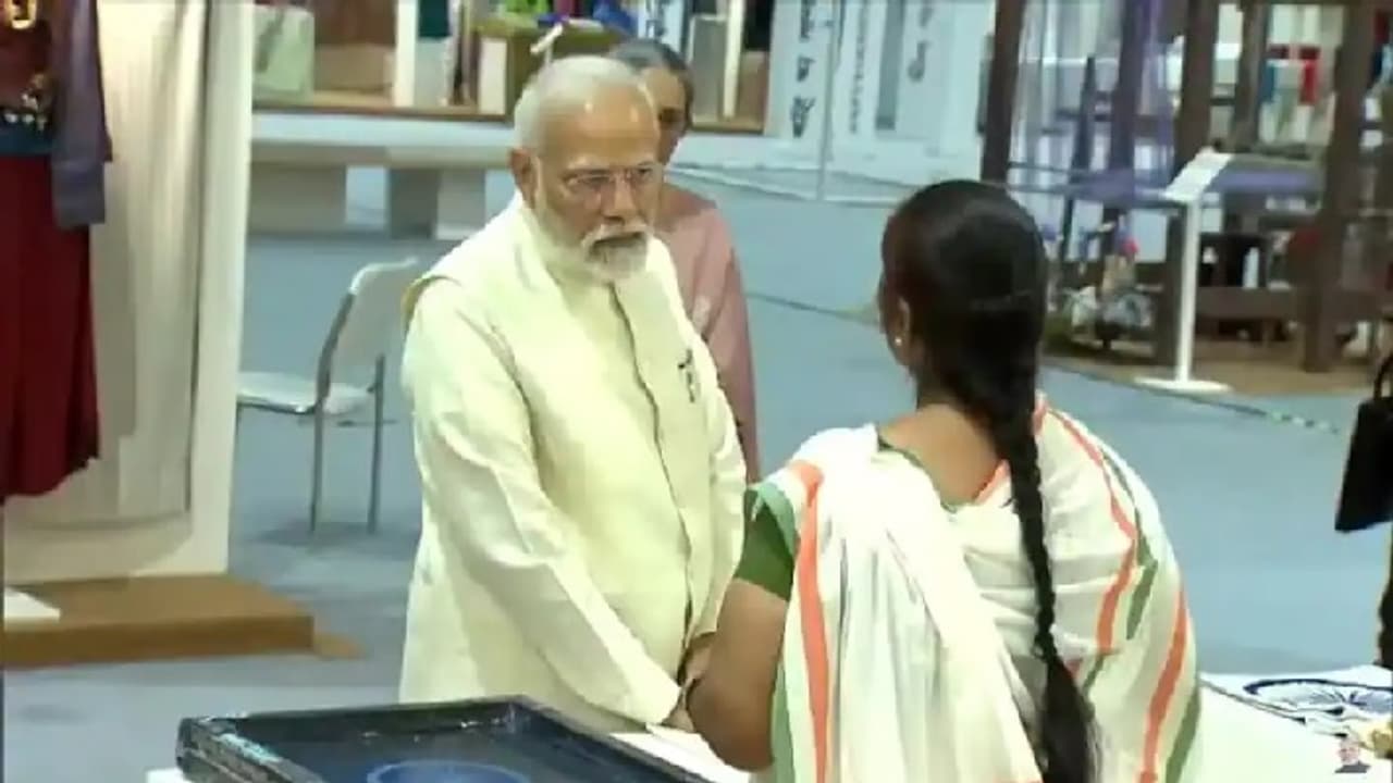 National Handloom Day PM Modi