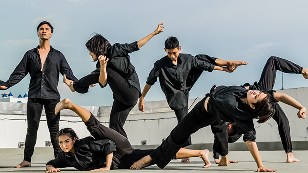 Stretching Before and After Workout Stretching Before and After Workout