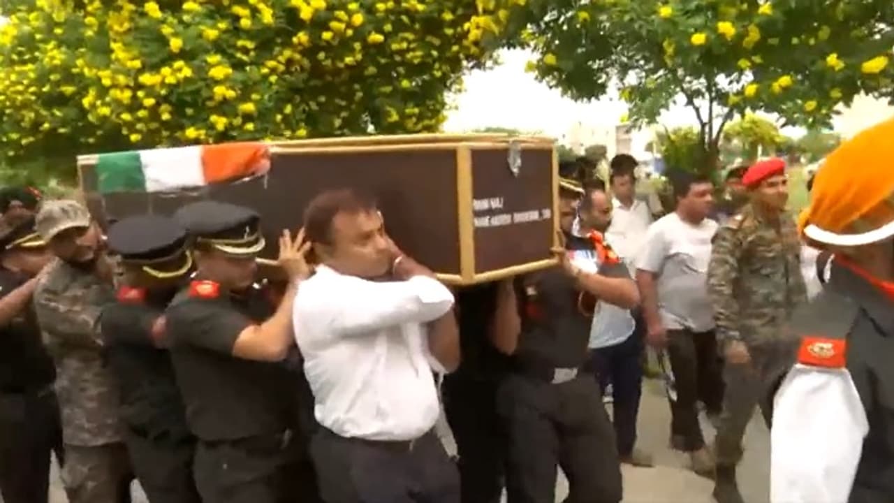 Major Aashish Dhonchak mortal remains