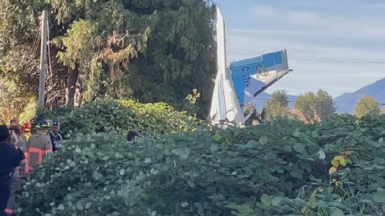 Plane crash in Canada