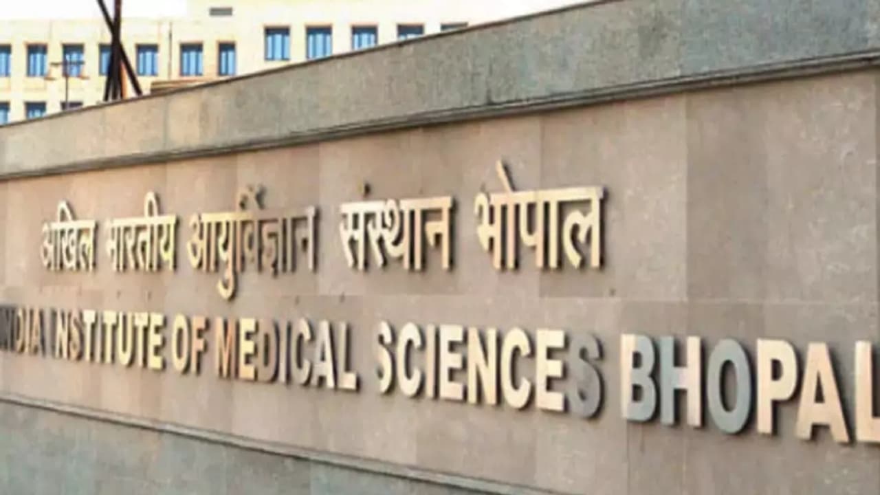 AIIMS Bhopal Senior Resident Recruitment 2023 AIIMS Bhopal Senior Resident Recruitment 2023