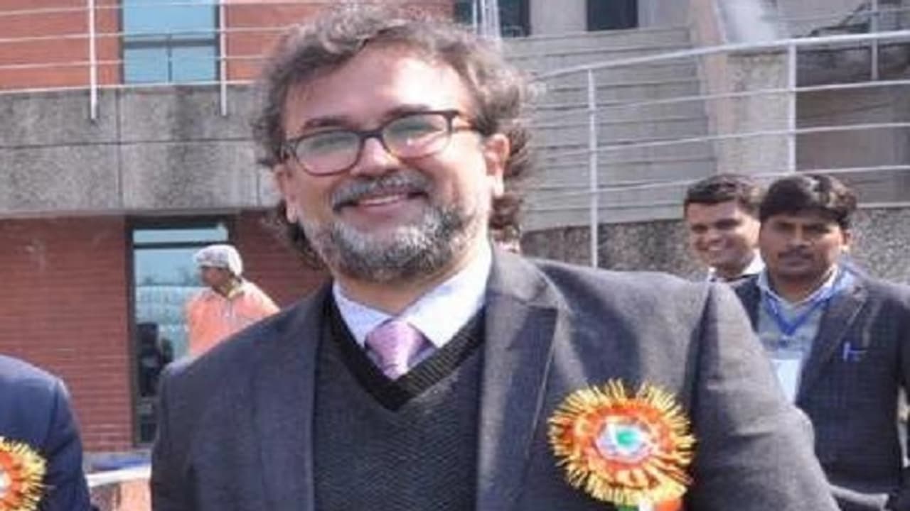 Sameer Khandekar Sameer Khandekar