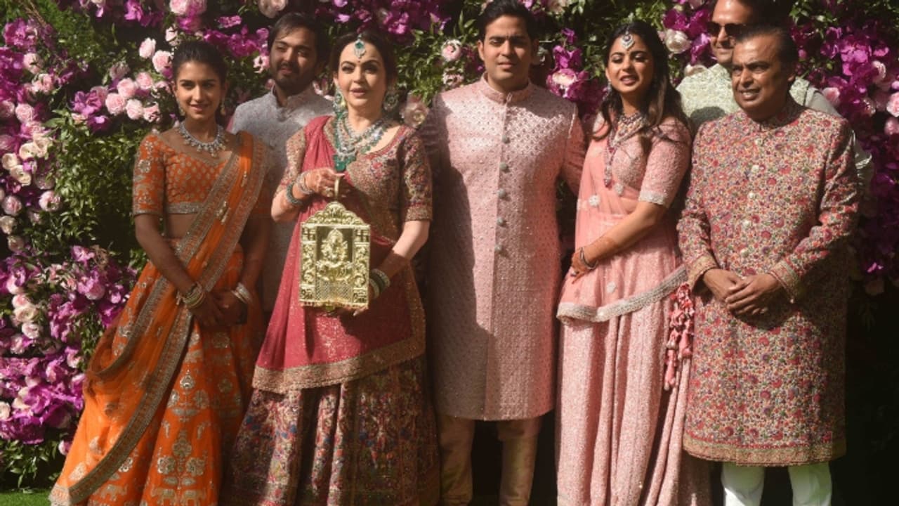 mukesh ambani nita ambani family