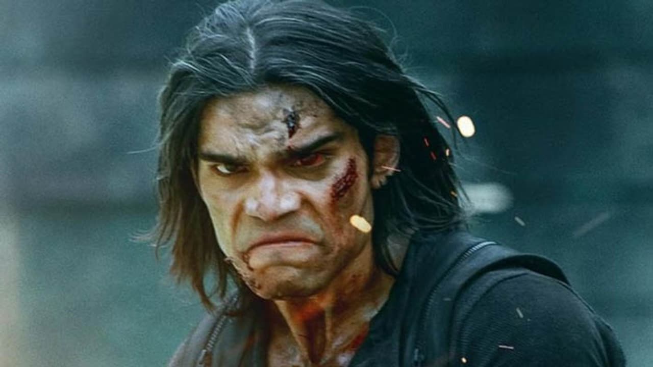 hrithik roshan fighter new poster villain rishabh sawhney look hrithik roshan fighter new poster villain rishabh sawhney look