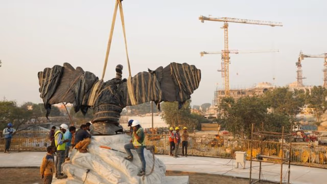 Kuber Jatayu Tila Kuber Jatayu Tila