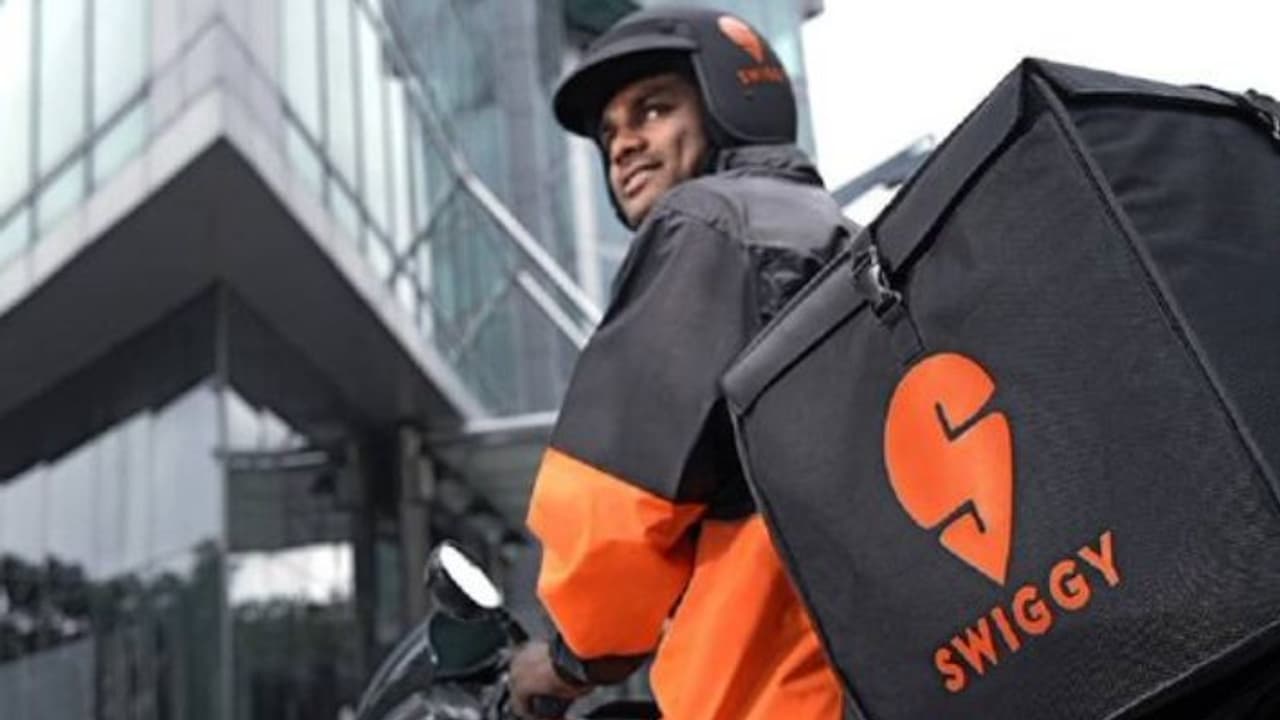 Swiggy lay Off