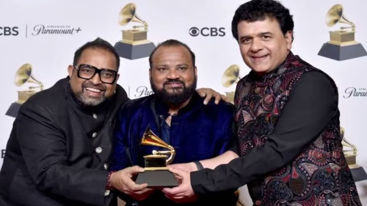 shankar mahadevan zakir hussain shakti band bagged best global music album award shankar mahadevan zakir hussain shakti band bagged best global music album award