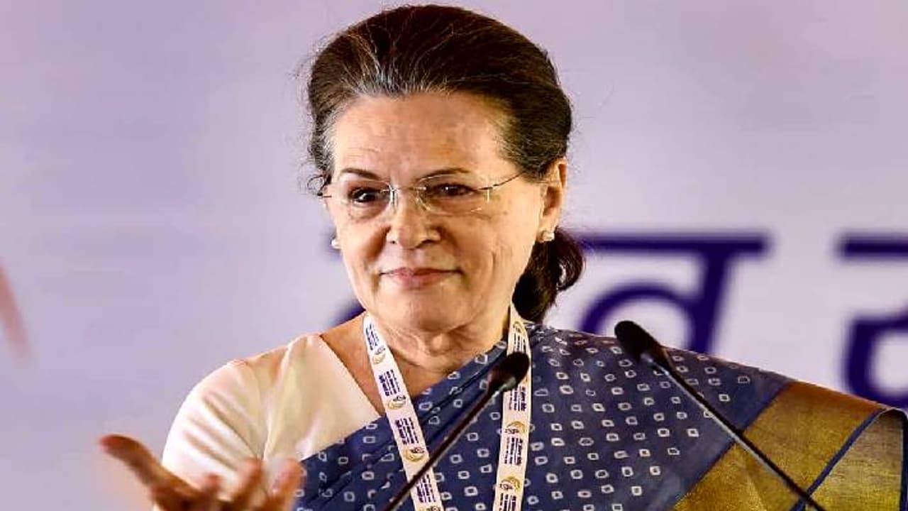 soniya gandhi