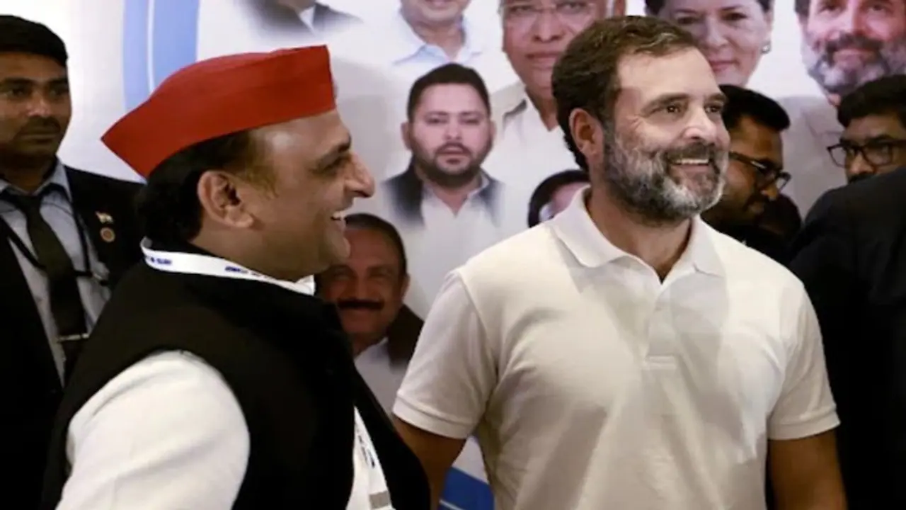 Akhilesh yadav with Rahul Gandhi Akhilesh yadav with Rahul Gandhi