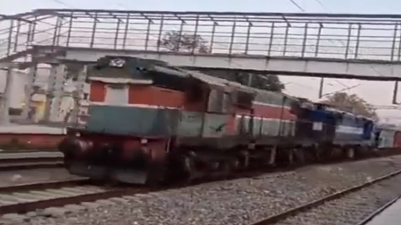goods train running without driver goods train running without driver