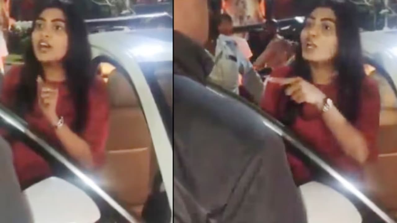  Sowmya Janu Telugu Actress