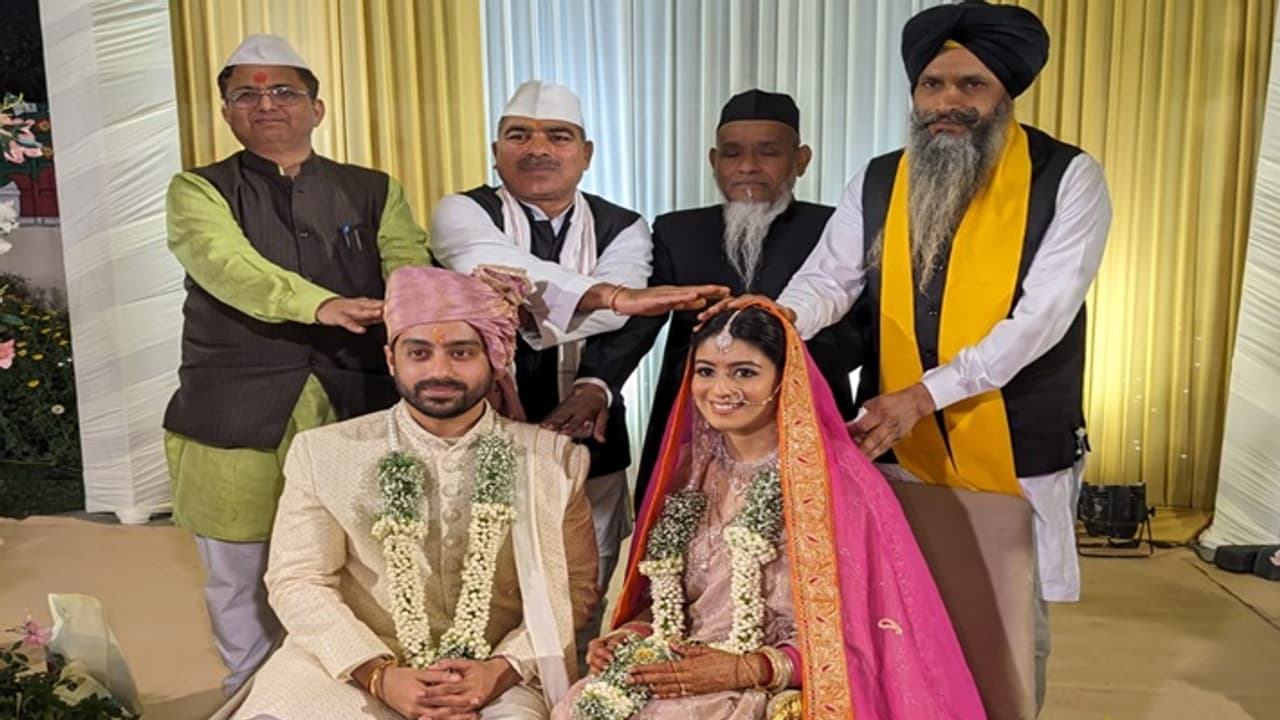 Lt Gen Satish Dua Lt Gen Satish Dua