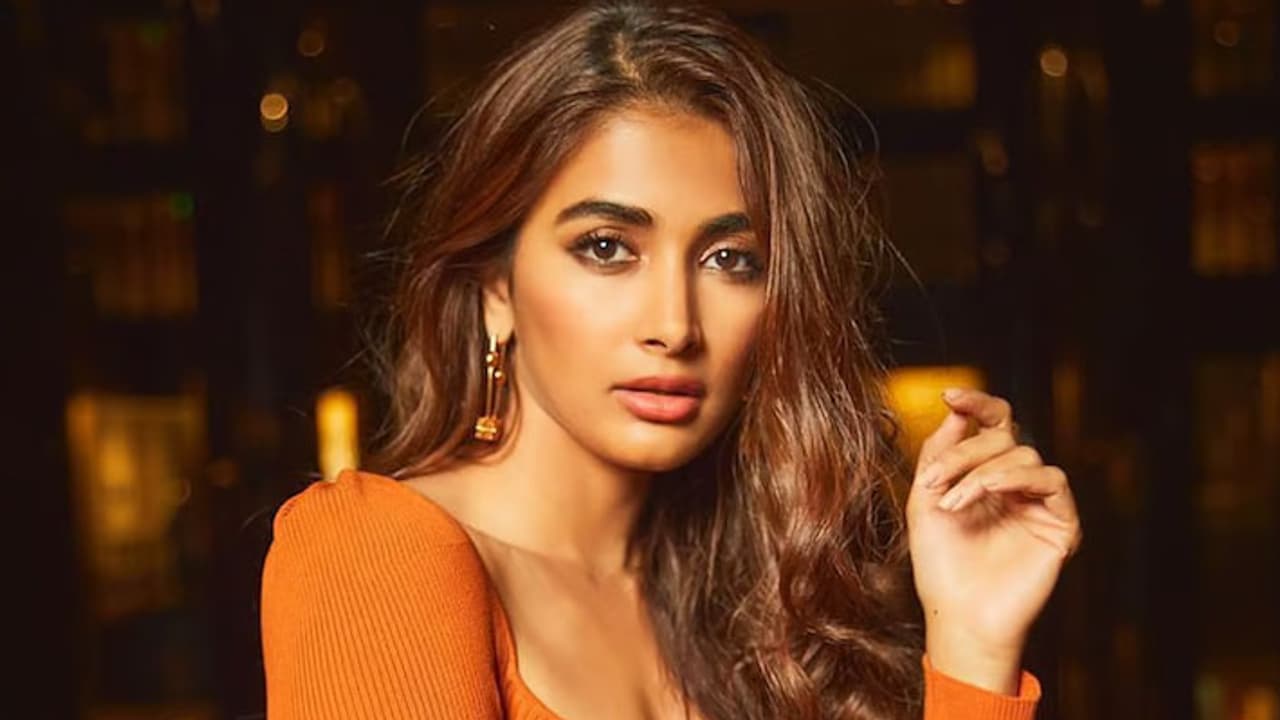 pooja hegde ahan shetty to collaborate for sajid nadiadwala next film sanki