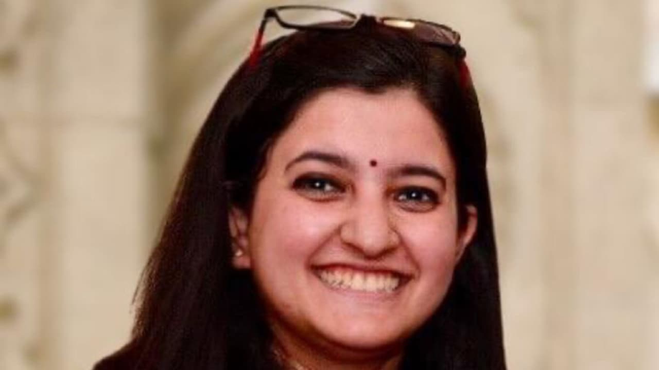 london indian STUDENT