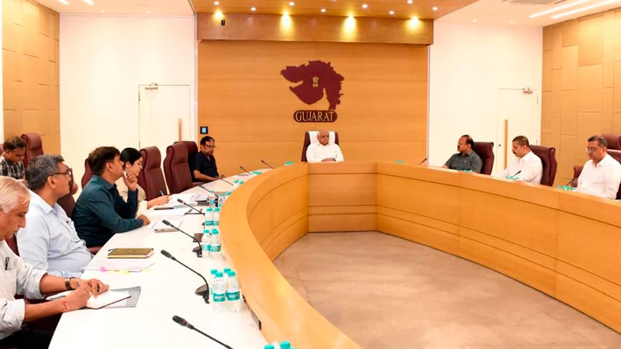 Bhupendra Patel meeting fro gujarat heat wave preparation Bhupendra Patel meeting fro gujarat heat wave preparation