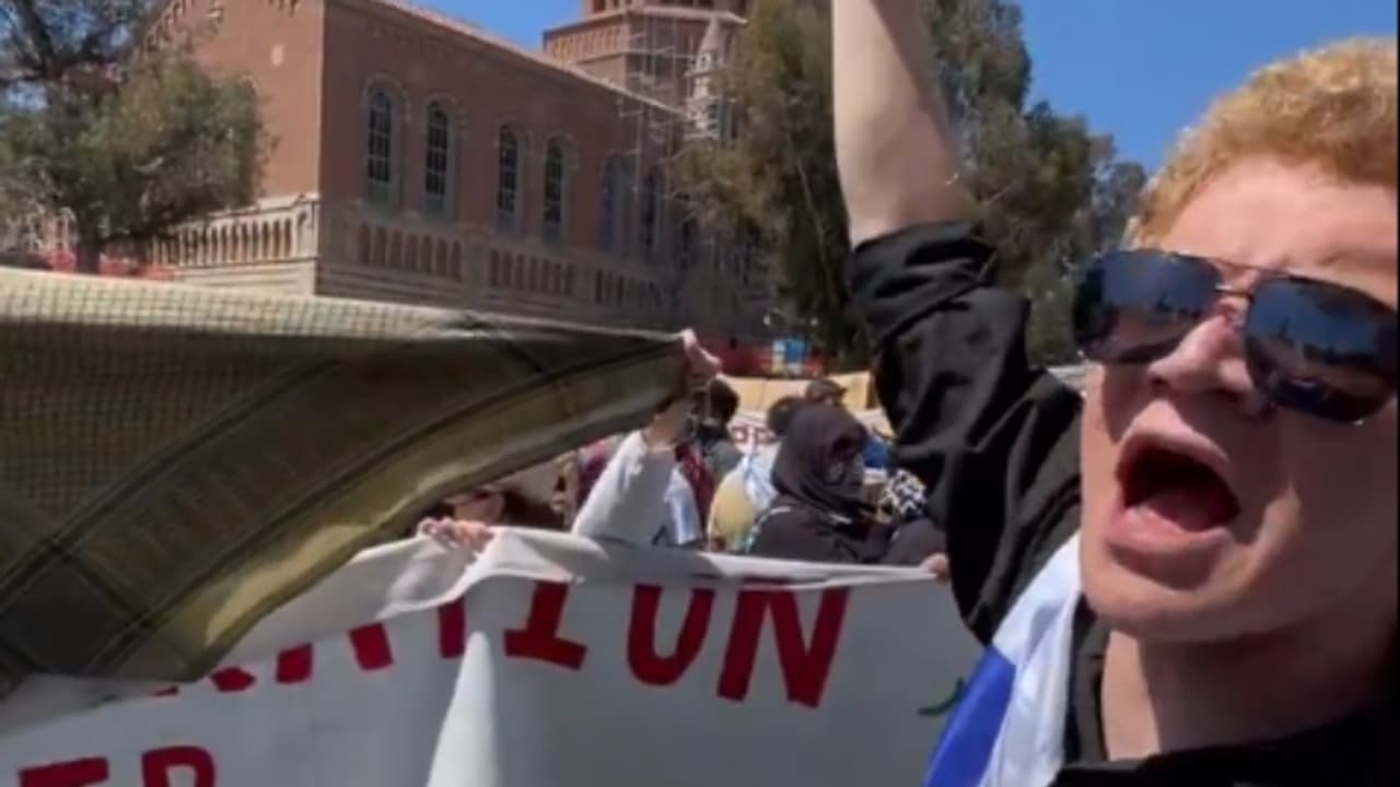 Israel supporter Israel supporter