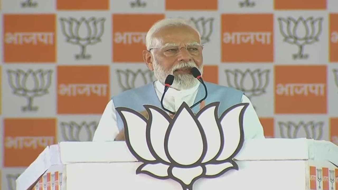 Narendra Modi attacked Congress Narendra Modi attacked Congress