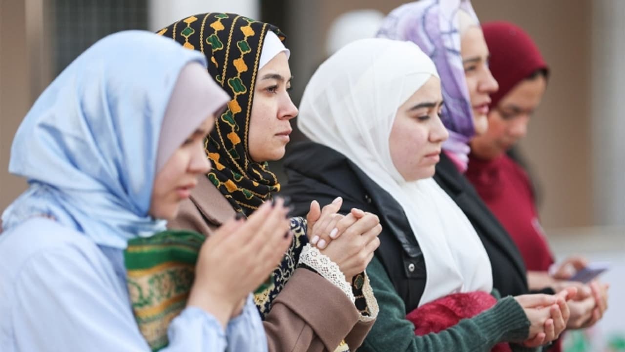 RUSSIAN PASSPORT RUSSIAN PASSPORT