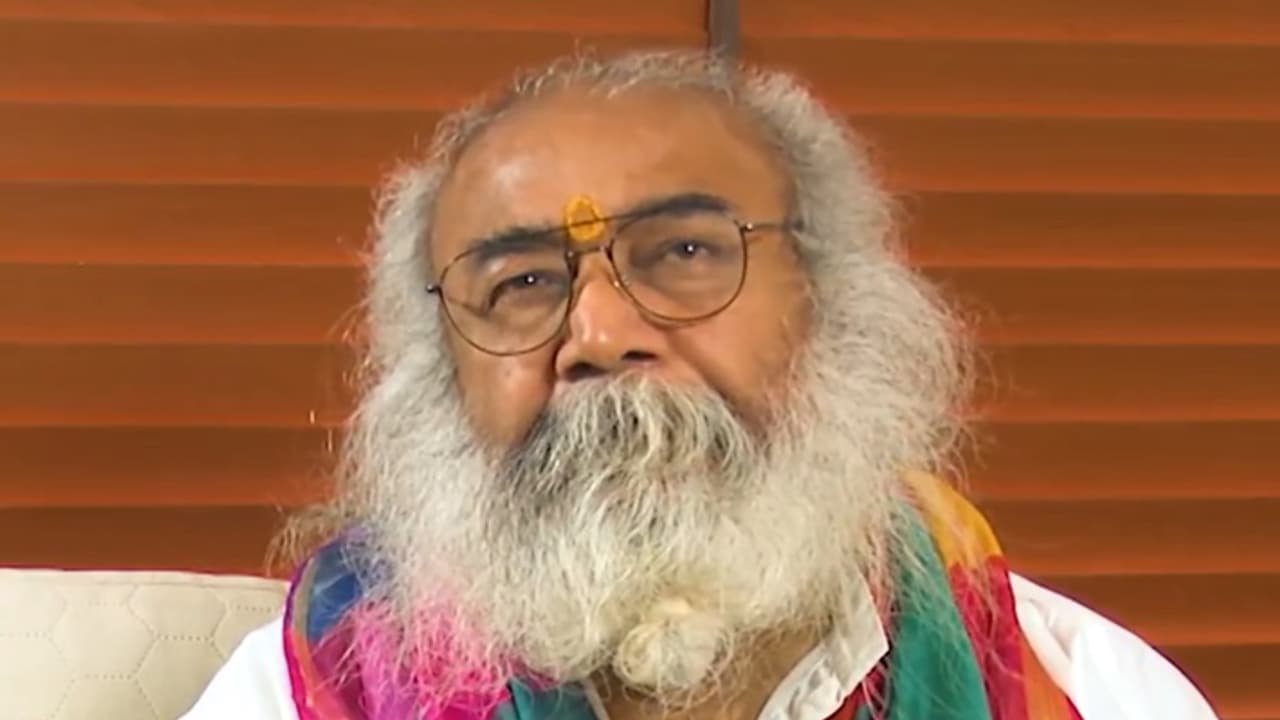 Acharya Pramod Krishnam 