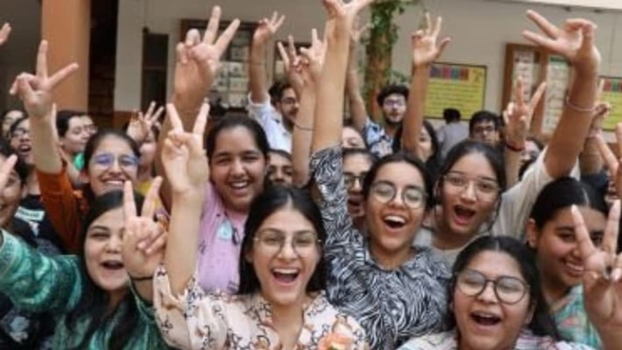 CBSE XII Result CBSE XII Result